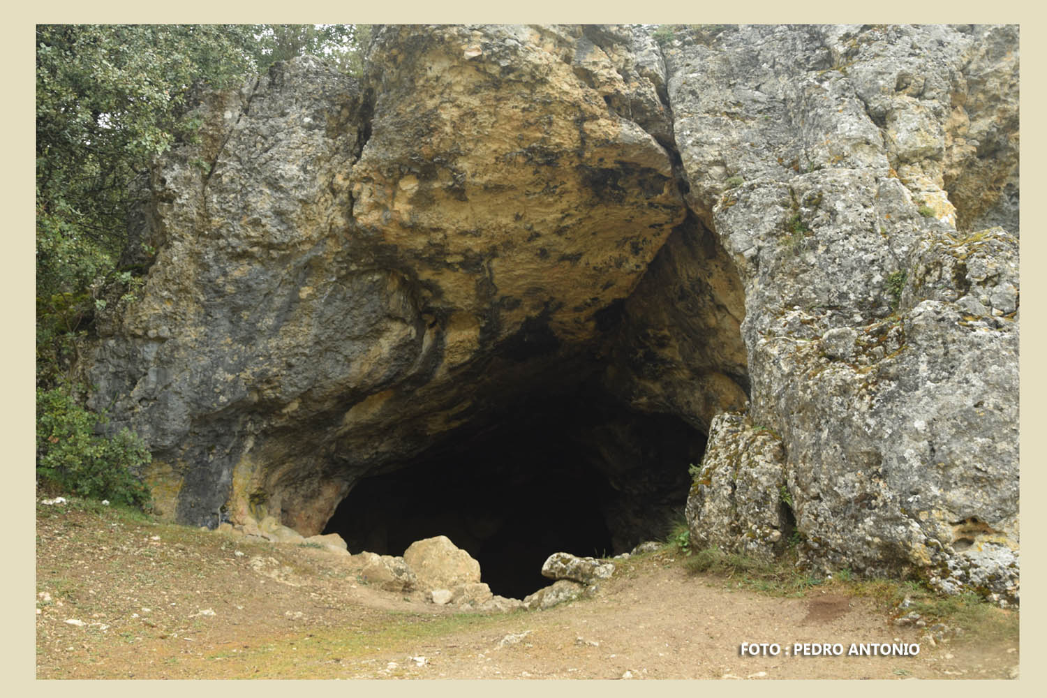 CUEVAS DEL CARRASCAL EN CASTRILLO DEL VAL